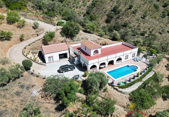 Villa a Sedella, Malaga, Sedella - € 415.000 | Ref: SED004 - foto 1