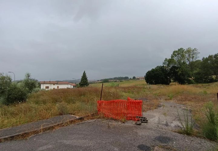 Helårsgrund i Perugia, Perugia, Perugia - € 89.000 | Ref: 83213592 - foto 1