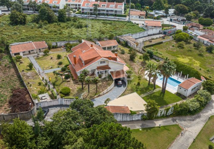 Villa i Arcozelo, Porto, Arcozelo - € 1.350.000 | Ref: ZMPT560227 - foto 1