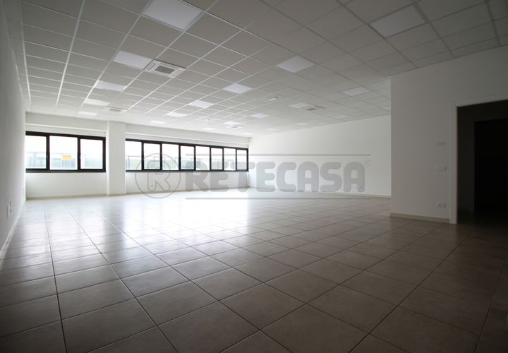 Erhvervsejendom i Zermeghedo, Vicenza, Zermeghedo - € 120.000 | Ref: FR2317 - foto 1