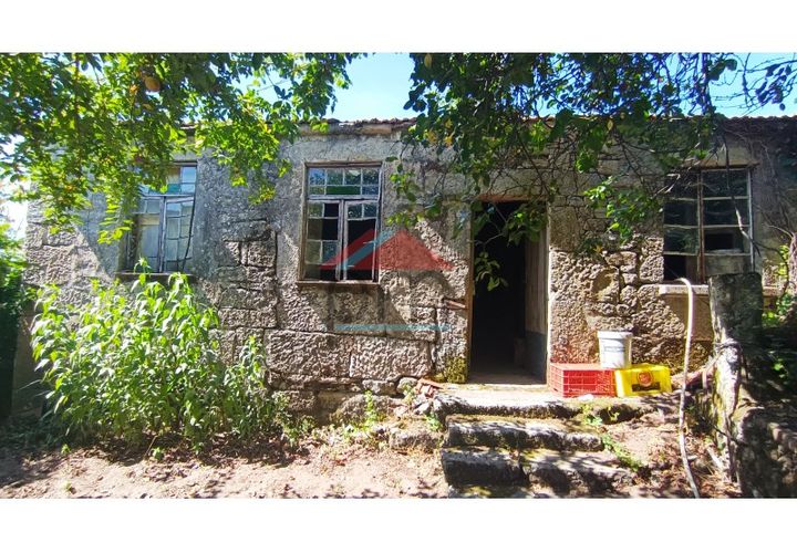 Villa i Gave, Viana do Castelo, Gave - € 50.000 | Ref: M434 - foto 1