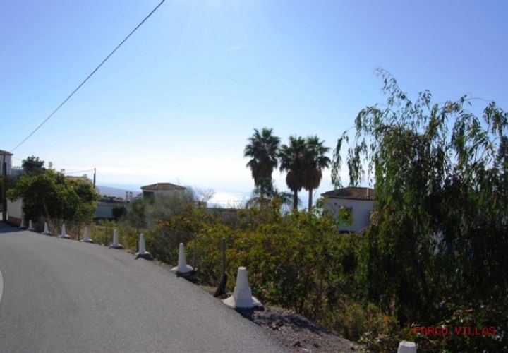 Helårsgrund i Salobrena, Granada, Salobrena - € 160.000 | Ref: 2023 - foto 1