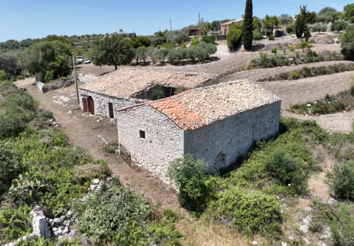Landejendom i Ragusa, Ragusa, Ragusa - € 160.000 | Ref: L 1855 - foto 1