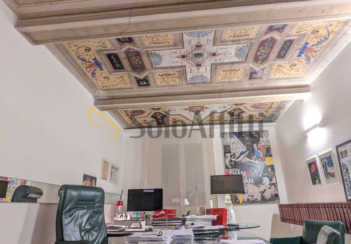 L'establiment comercial a Modena, Modena, Modena - € 1.500/mes | Ref: 2221 - foto 1