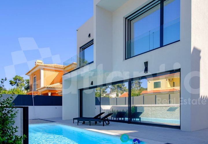 Villa i Almada, Setubal, Almada - € 1.000.000 | Ref: ATL2839 - foto 1
