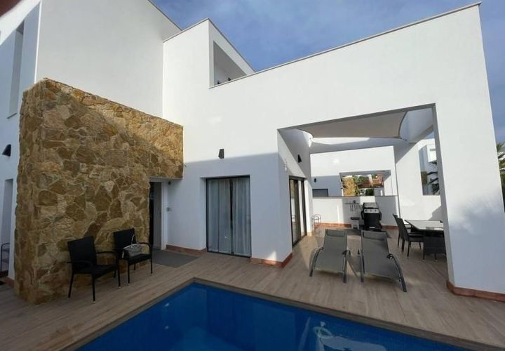 Villa a Torrevieja, Alicante, Torrevieja - € 298.999 | Ref: ROSTORV - foto 1
