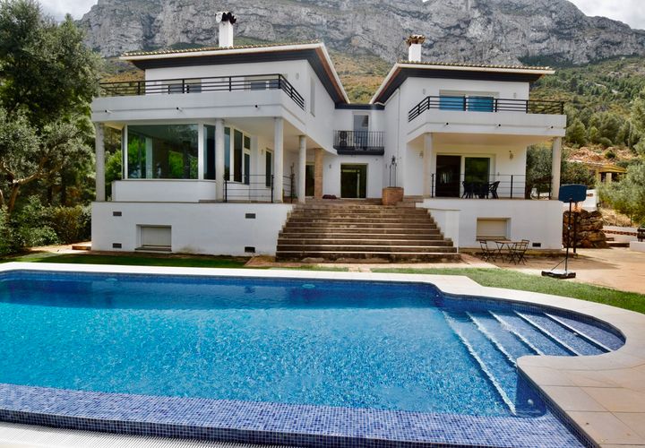 Villa i Denia, Alicante, Denia - € 1.050.000 | Ref: SLV1-9822F - foto 1