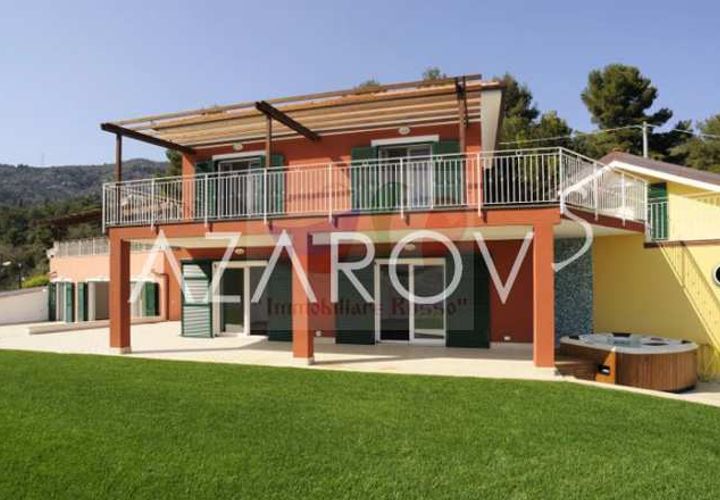 Villa a Alassio, Savona, Alassio - € 2.000.000 | Ref: 651 - foto 1