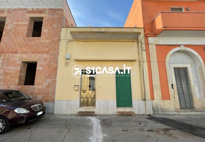 Villa a Cutrofiano, Lecce, Cutrofiano - € 30.000 | Ref: INT-1281 - foto 1