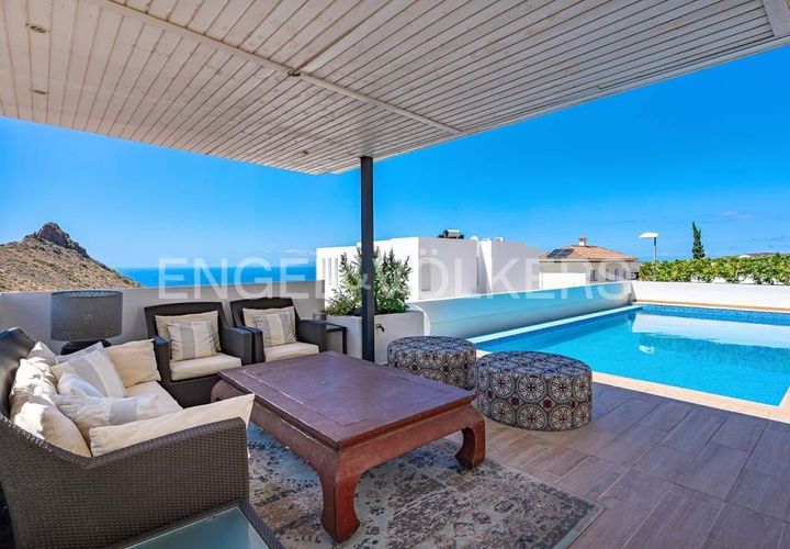 Villa a Adeje, Tenerife, Adeje - € 1.800.000 | Ref: W-02SWMD - foto 1