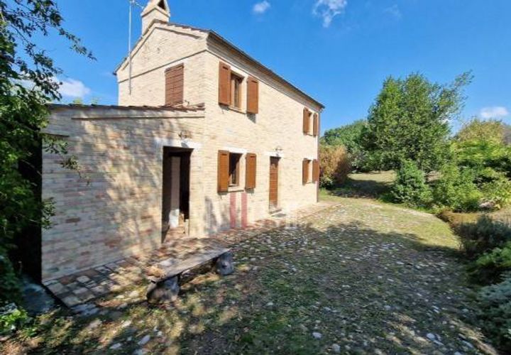 Landejendom i Carassai, Ascoli Piceno, Carassai - € 229.000 | Ref: ST482 - foto 1