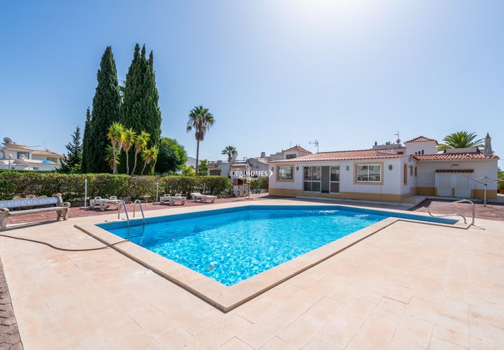 Villa i Albufeira, Faro, Albufeira - € 1.500.000 | Ref: IDH33193 - foto 1