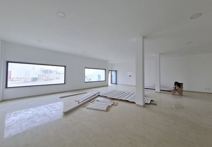 Erhvervsejendom i Mafra, Lisbon, Mafra - € 220.000 | Ref: BL APART2262_B - foto 1
