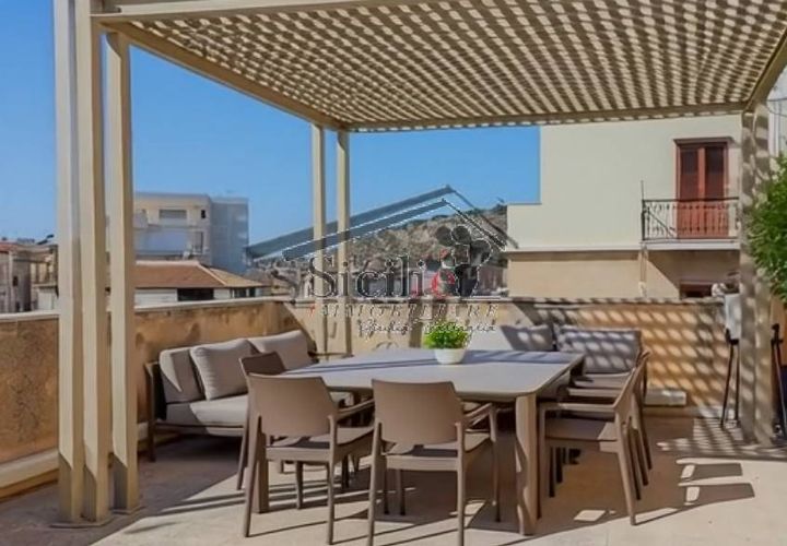 Villa i Scicli, Ragusa, Scicli - € 200 000 | Ref: 111 - foto 1