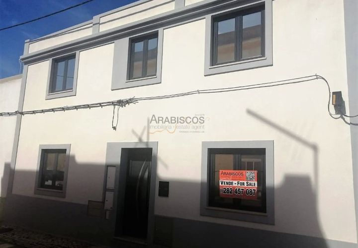 Villa i Alvor, Faro, Alvor - € 550.000 | Ref: AR-6485 - foto 1