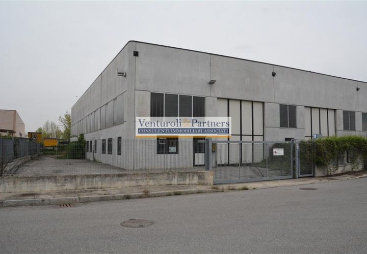 Erhvervsejendom i Bedizzole, Brescia, Bedizzole - € 930.000 | Ref: vp425 - foto 1