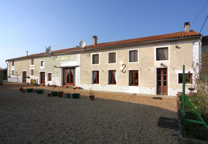 Villa i Nere, Charente-Maritime, Nere - € 267.500 | Ref: BVI72509 - foto 1