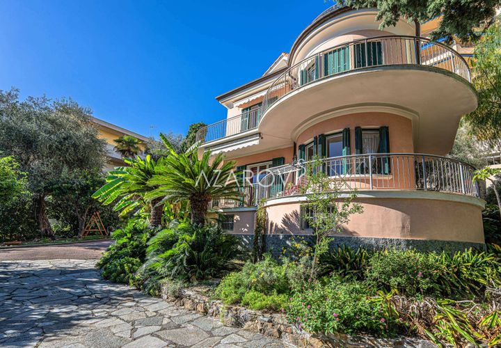 Villa a Sanremo, Imperia, Sanremo - € 1.500.000 | Ref: 5581 - foto 1