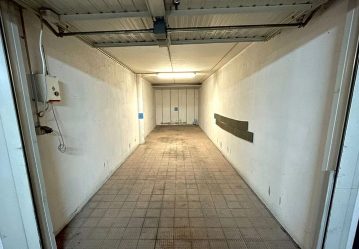 Garage i Padua, Padua, Padua - € 139.000 | Ref: 910 - foto 1