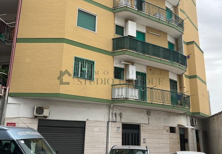 Erhvervsejendom i Bari, Bari, Bari - € 7.500 | Ref: 1273 - foto 1