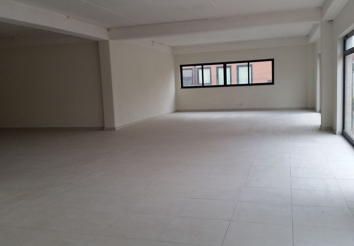L'establiment comercial a Altopascio, Lucca, Altopascio - € 5.500/mes | Ref: 4992 - foto 1
