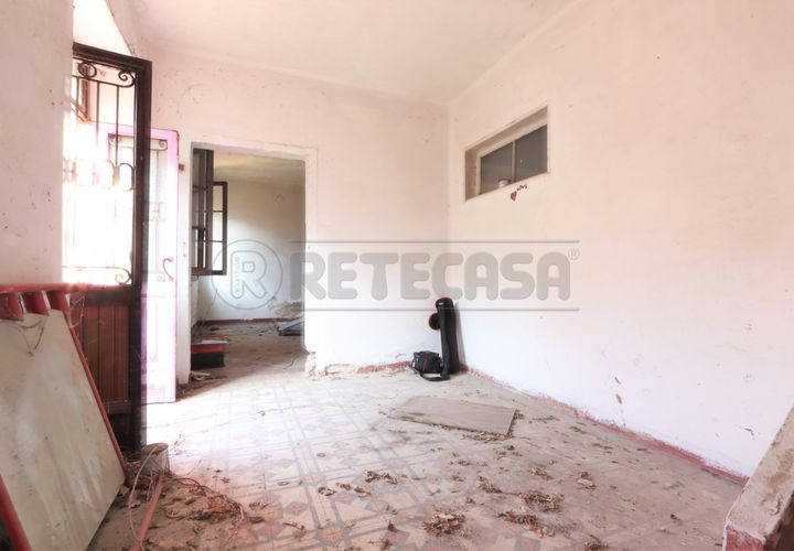 Villa i Longare, Vicenza, Longare - € 50.000 | Ref: VLrusV04 - foto 1