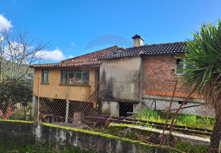 Landejendom i Arcos de Valdevez, Viana do Castelo, Arcos de Valdevez - € 123.000 | Ref: 1084-17 - foto 1