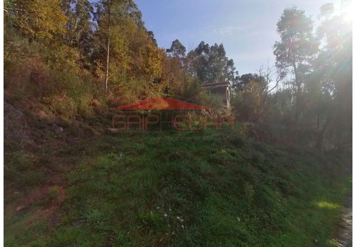 Helårsgrund i Penhalonga e Pacos de Gaiolo, Porto, Penhalonga e Pacos de Gaiolo - € 63.420 | Ref: AV47 - foto 1