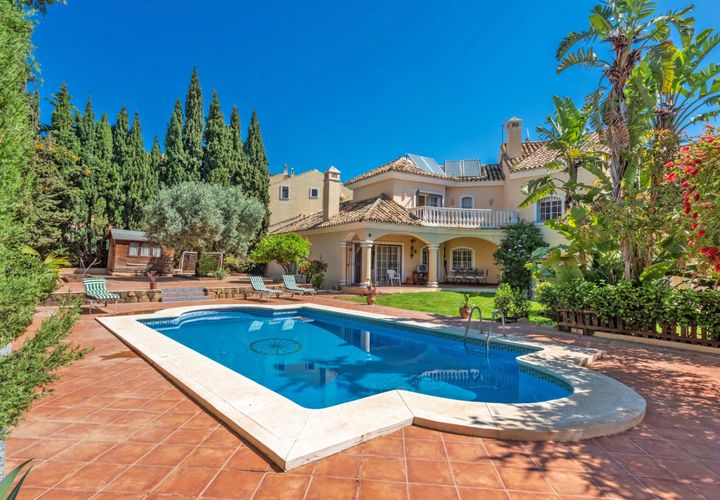 Villa i Marbella, Malaga, Marbella - € 2.100.000 | Ref: PANR-13206 - foto 1