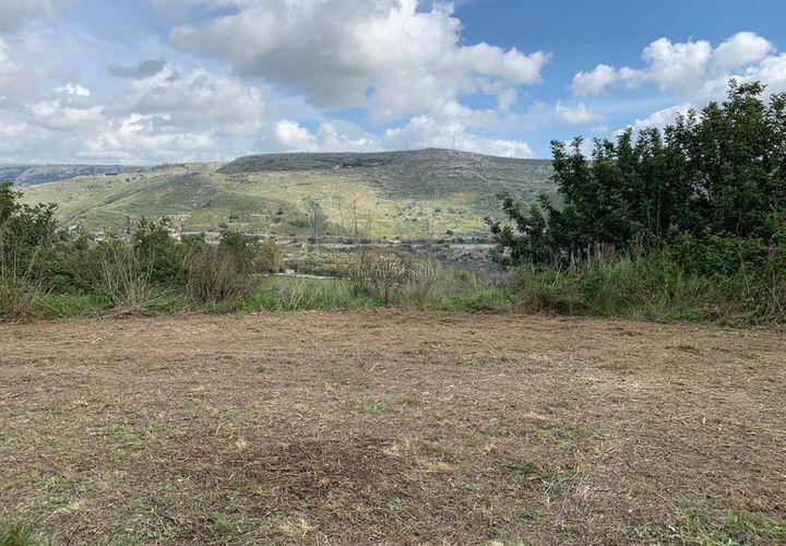 Helårsgrund i Ragusa, Ragusa, Ragusa - € 48.000 | Ref: Z 04 - foto 1