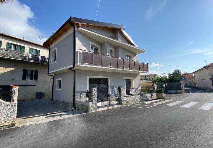 Villa a Vallecrosia, Imperia, Vallecrosia - € 800.000 | Ref: 22549 - foto 1