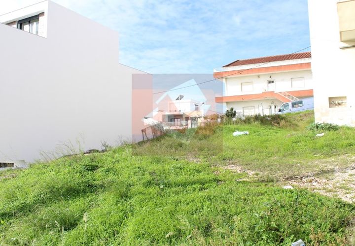 Helårsgrund i Odivelas, Lisbon, Odivelas - € 208.000 | Ref: SÒL_494 - foto 1