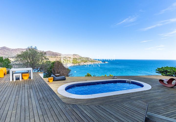 Villa a Llanca, Gerona, Llanca - € 1.600.000 | Ref: 2275 - foto 1