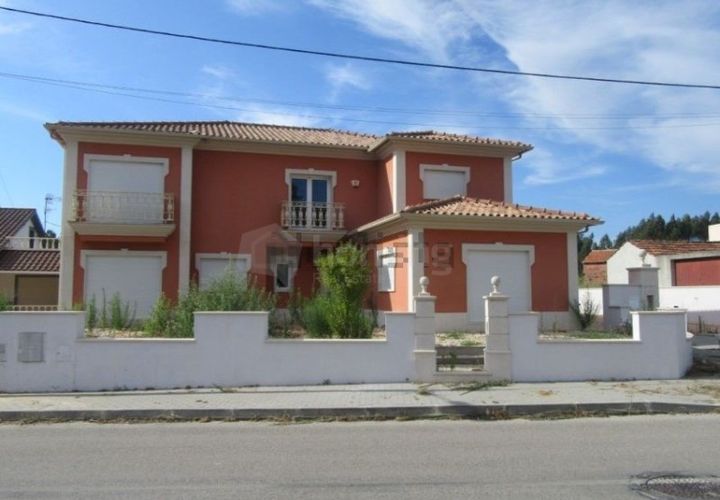 Villa i Bidoeira de Cima, Leiria, Bidoeira de Cima - € 385.000 | Ref: CAS_1766 - foto 1