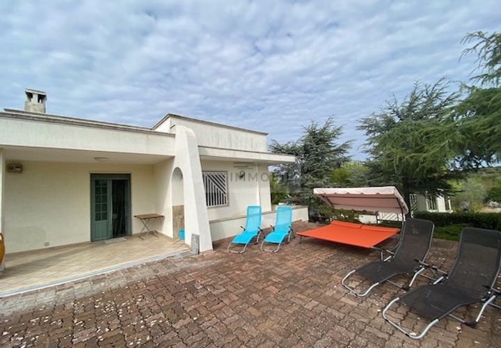 Villa a Carovigno, Brindisi, Carovigno - € 240.000 | Ref: V20 VILLA - foto 1