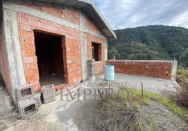 Villa i Ventimiglia, Imperia, Ventimiglia - € 190.000 | Ref: 22575 - foto 1