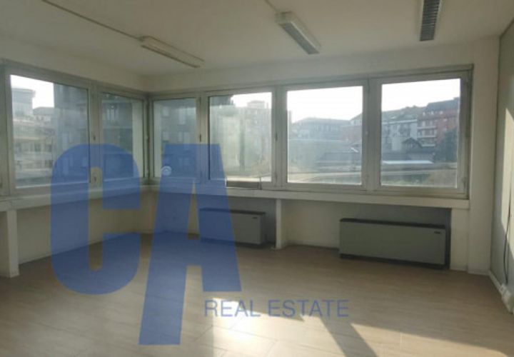 Erhvervsejendom i Milan, Milan, Milan - € 41.062 | Ref: ULAIZ070 - foto 1