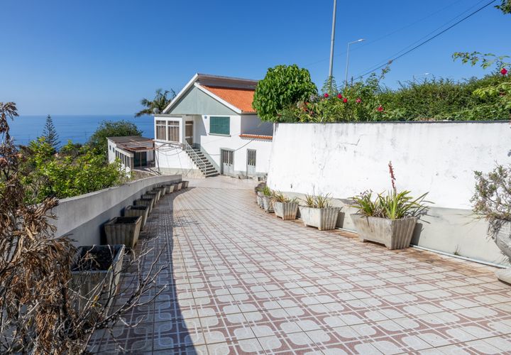 Villa i Calheta, Madeira, Calheta - € 750.000 | Ref: 071762 - foto 1