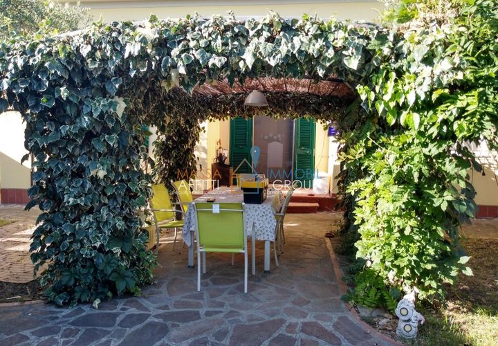 Byhus i Carrara, Massa and Carrara, Carrara - € 330.000 | Ref: 2760 - foto 1