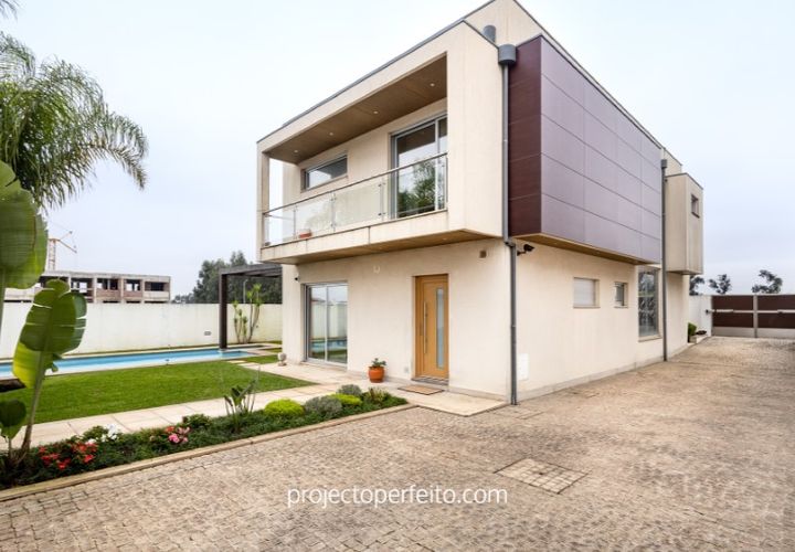 Byhus i Grijo, Porto, Grijo - € 690.000 | Ref: 3465 - foto 1