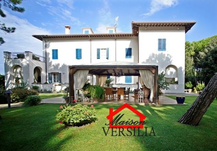 Villa i Massa, Massa and Carrara, Massa - € 8.500.000 | Ref: 013 - foto 1