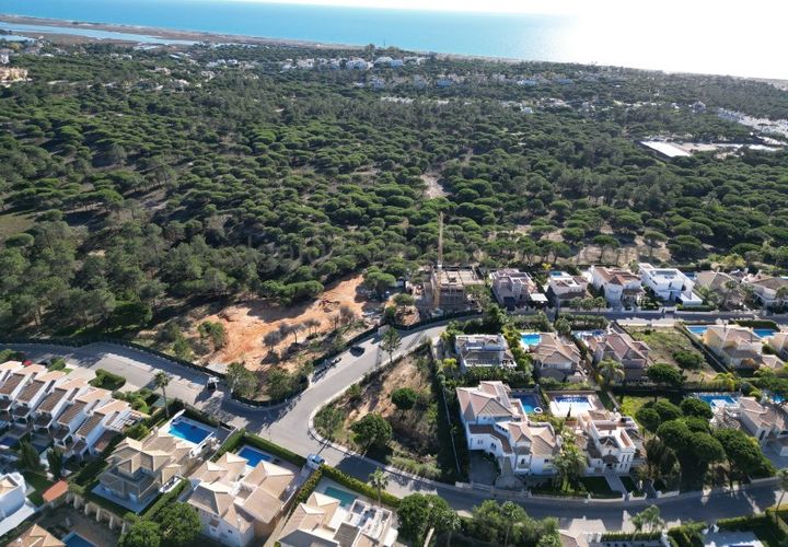 Helårsgrund i Almancil, Faro, Almancil - € 2.775.000 | Ref: DG3769 - foto 1