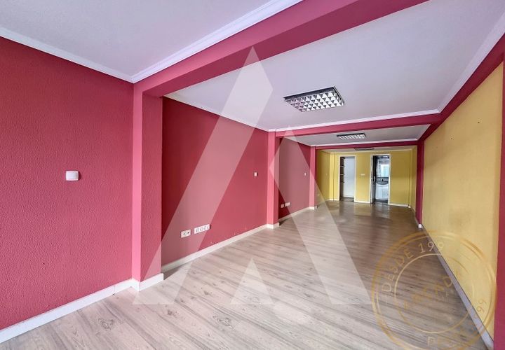 Erhvervsejendom i Corroios, Setubal, Corroios - € 135.000 | Ref: 1210521/23SX - foto 1