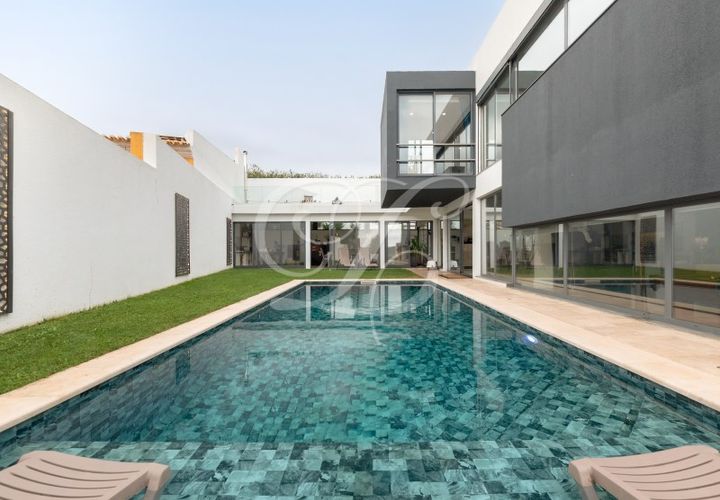 Villa a Barcarena, Lisbon, Barcarena - € 12.250/mes | Ref: A51112 - foto 1