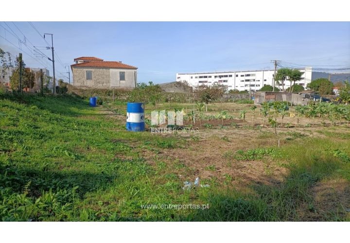 Helårsgrund i Darque, Viana do Castelo, Darque - € 110.000 | Ref: VCM14100 - foto 1