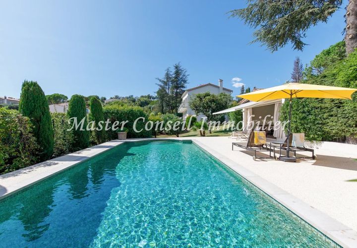 Villa i Mougins, Alpes-Maritimes, Mougins - € 1.980.000 | Ref: 83754549 - foto 1