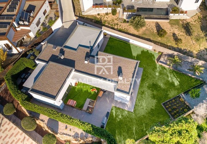 Villa a Platja D'aro, Gerona, Platja D'aro - € 850.000 | Ref: 73982 - foto 1