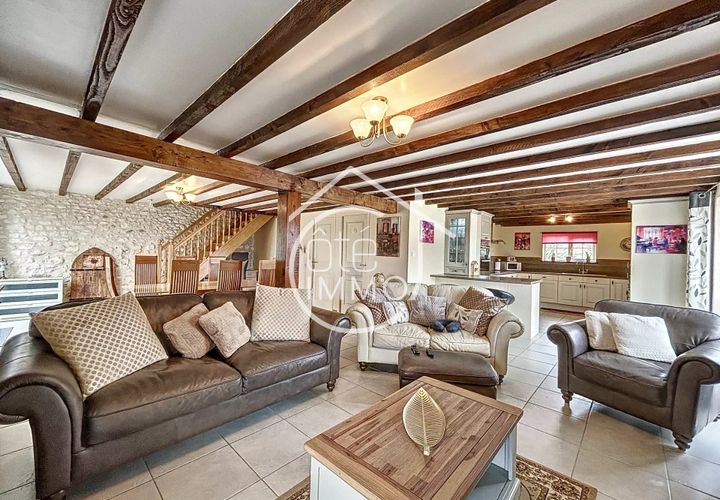 Villa i Ligueux, Gironde, Ligueux - € 1.150.000 | Ref: 4109 - foto 1