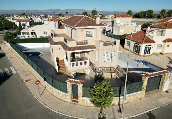 Villa i La Marina, Alicante, La Marina - € 449.500 | Ref: SP4389 - foto 1