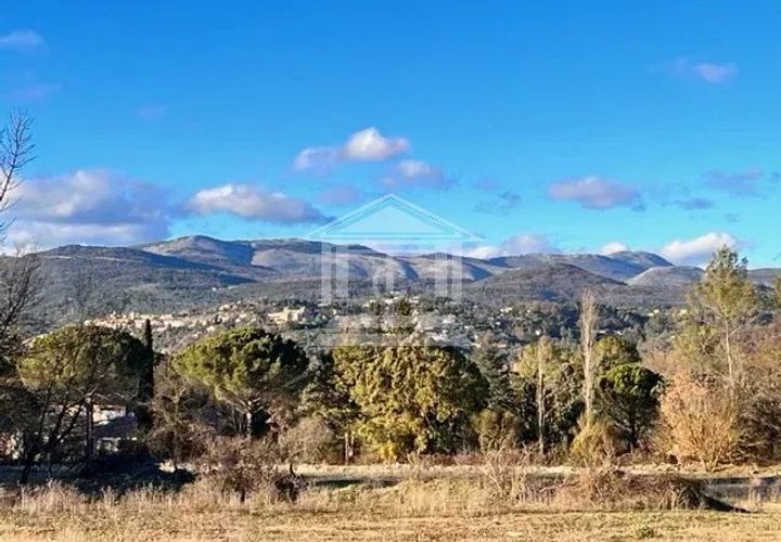 Tomt i Tourrettes, Var, Tourrettes - € 250 000 | Ref: 83823812 - foto 1